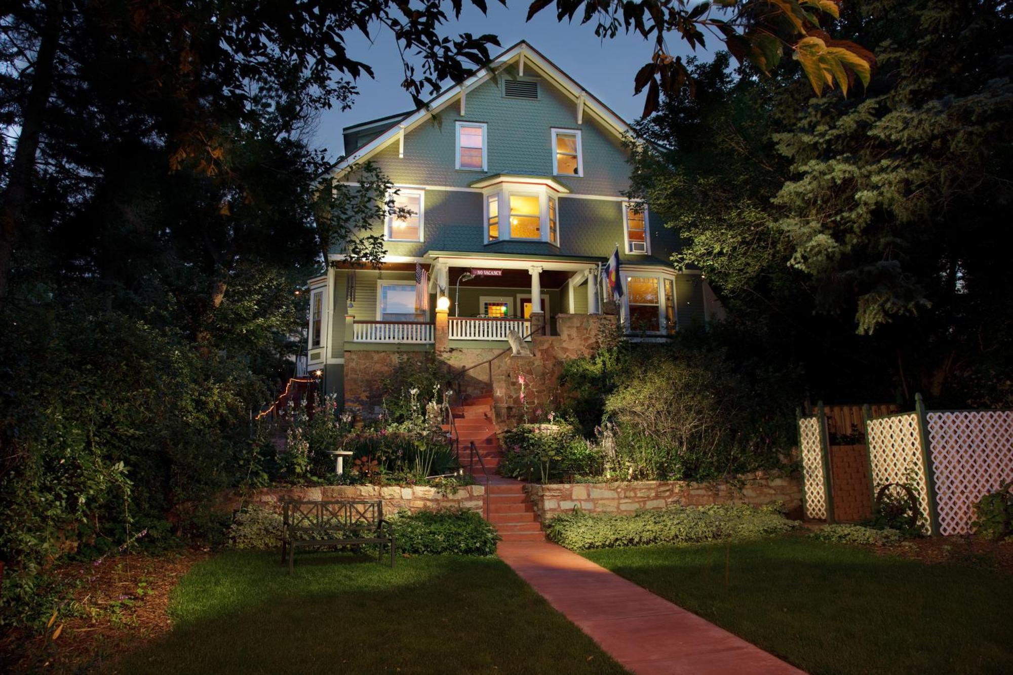 Avenue Hotel Bed And Breakfast Manitou Springs Exterior photo