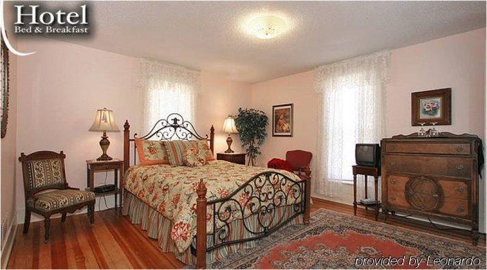 Avenue Hotel Bed And Breakfast Manitou Springs Room photo
